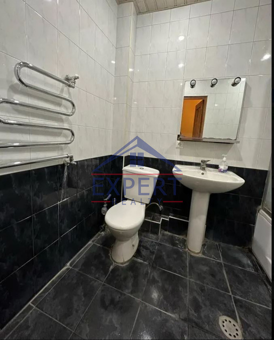 ԱՋԱՓՆՅԱԿ, ՄԱՐԳԱՐՅԱՆ ՓՈՂՈՑ, 3 ՍԵՆՅԱԿ