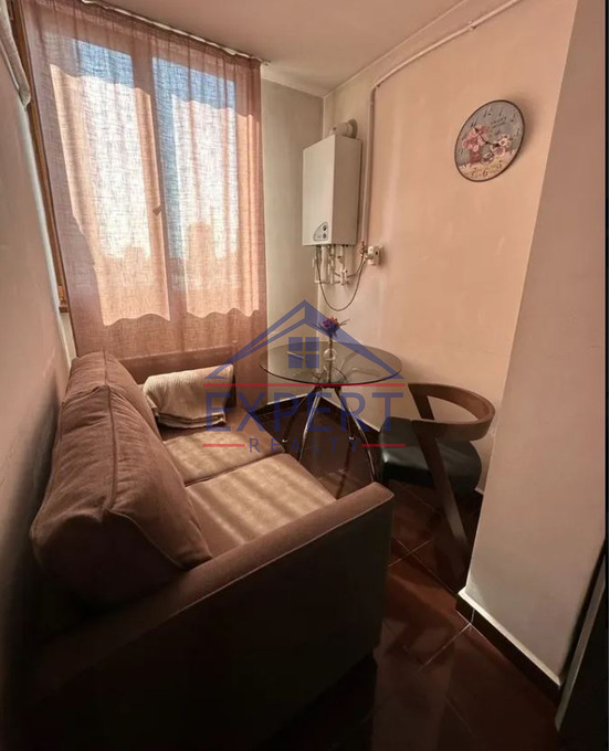 ԱՋԱՓՆՅԱԿ, ԼԵՆԻՆԳՐԱԴՅԱՆ ՓՈՂՈՑ, 2 ՍԵՆՅԱԿ