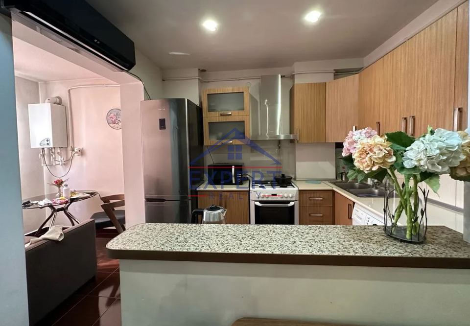 ԱՋԱՓՆՅԱԿ, ԼԵՆԻՆԳՐԱԴՅԱՆ ՓՈՂՈՑ, 2 ՍԵՆՅԱԿ