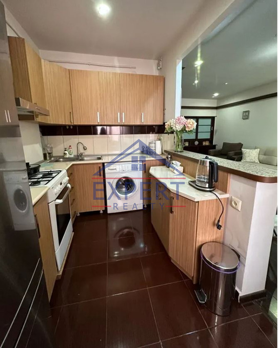 ԱՋԱՓՆՅԱԿ, ԼԵՆԻՆԳՐԱԴՅԱՆ ՓՈՂՈՑ, 2 ՍԵՆՅԱԿ