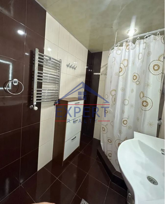 ԱՋԱՓՆՅԱԿ, ԼԵՆԻՆԳՐԱԴՅԱՆ ՓՈՂՈՑ, 2 ՍԵՆՅԱԿ