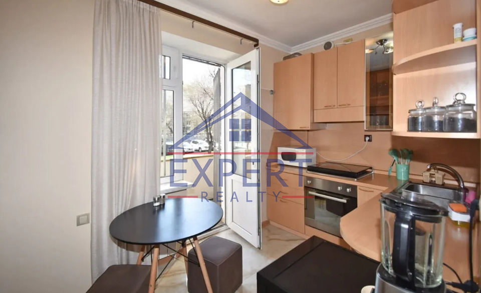 ԱՐԱԲԿԻՐ, ՓԱՓԱԶՅԱՆ ՓՈՂՈՑ, 3 ՍԵՆՅԱԿ