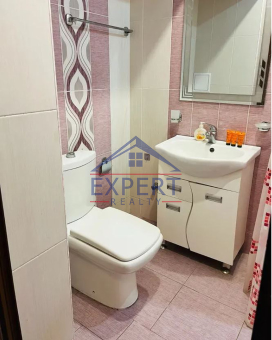 ԿԵՆՏՐՈՆ, ԾԻԾԵՌՆԱԿԱԲԵՐԴԻ ԽՃՈՒՂԻ, 2 ՍԵՆՅԱԿ