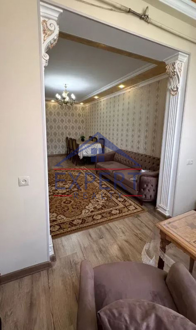 ՄԱԼԱԹԻԱ ՍԵԲԱՍՏԻԱ, ԿՈՒՐՂԻՆՅԱՆ ՓՈՂՈՑ, 3 ՍԵՆՅԱԿ