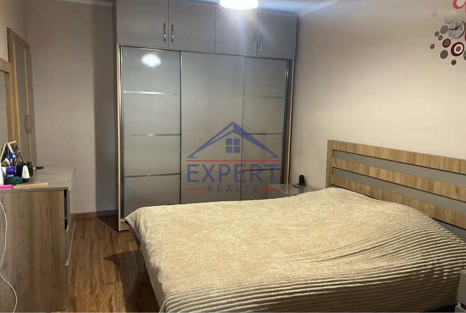 ԷՐԷԲՈՒՆԻ, ՍՈՒՎՈՐՈՎԻ ՓՈՂՈՑ, 4 ՍԵՆՅԱԿ