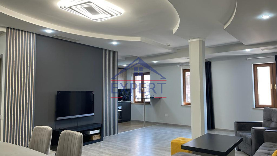 ԿԵՆՏՐՈՆ, ԱԲՈՎՅԱՆ ՓՈՂՈՑ, 3 ՍԵՆՅԱԿ