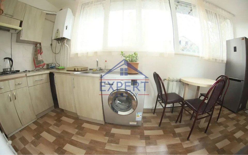 ԱՐԱԲԿԻՐ, ԳՅՈՒԼԲԵՆԿՅԱՆ ՓՈՂՈՑ, 3 ՍԵՆՅԱԿ
