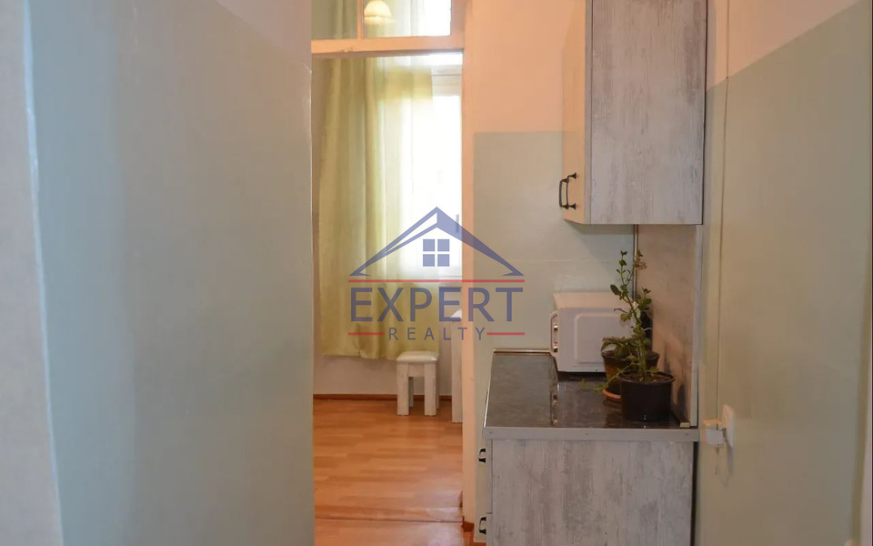 ԿԵՆՏՐՈՆ, ՄԱՇՏՈՑԻ ՊՈՂՈՏԱ, 2 ՍԵՆՅԱԿ