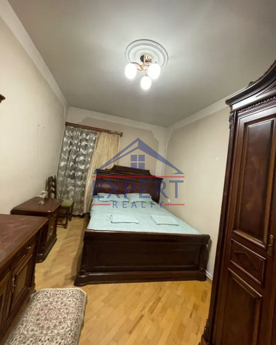 ԱՋԱՓՆՅԱԿ, ՄԱՐԳԱՐՅԱՆ ՓՈՂՈՑ, 4 ՍԵՆԱՅԿ