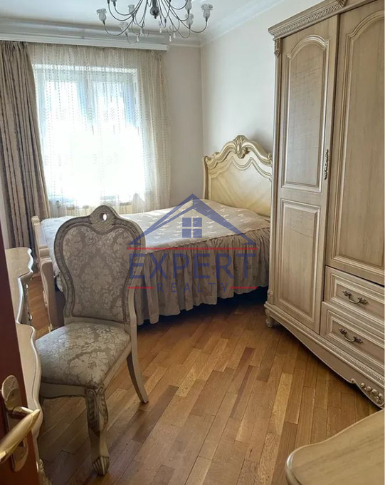 ԿԵՆՏՐՈՆ, ՖՐԻԿԻ ՓՈՂՈՑ, 3 ՍԵՆՅԱԿ