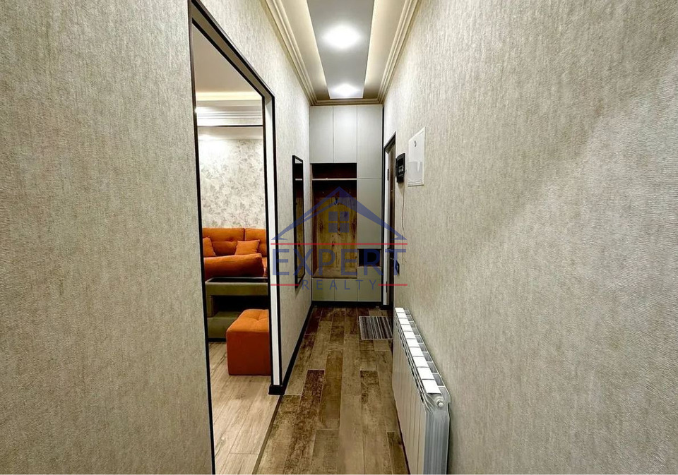 ԿԵՆՏՐՈՆ, ՏԻԳՐԱՆ ՄԵԾԻ ՊՈՂՈՏԱ, 2 ՍԵՆՅԱԿ