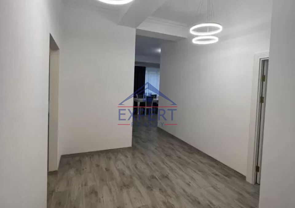 ԱՐԱԲԿԻՐ, ՆԻԿՈԼ ԴՈՒՄԱՆ ՓՈՂՈՑ, 4 ՍԵՆՅԱԿ