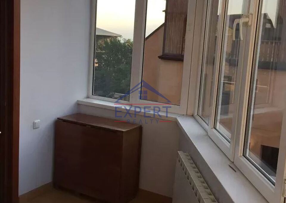 ԱՐԱԲԿԻՐ, 4 ՍԵՆՅԱԿ