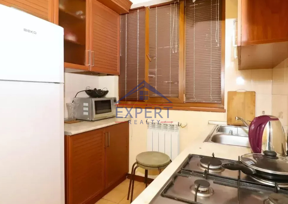 ԿԵՆՏՐՈՆ, ԼԵՌ ԿԱՄՍԱՐԻ ՓՈՂՈՑ, 2 ՍԵՆՅԱԿ