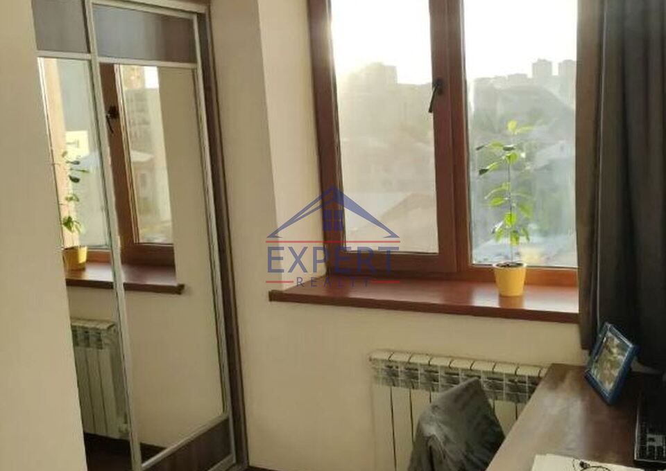 ԴԱՎԹԱՇԵՆ, ԱՆԱՍՏԱՍ ՄԻԿՈՅԱՆ ՓՈՂՈՑ, 4 ՍԵՆՅԱԿ