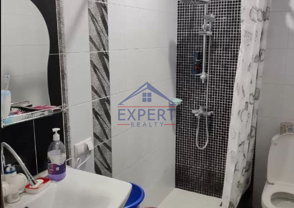 ԴԱՎԹԱՇԵՆ, ԱՆԱՍՏԱՍ ՄԻԿՈՅԱՆ ՓՈՂՈՑ, 4 ՍԵՆՅԱԿ