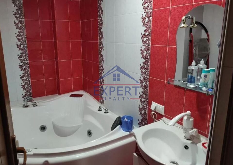 ԴԱՎԹԱՇԵՆ, ԱՆԱՍՏԱՍ ՄԻԿՈՅԱՆ ՓՈՂՈՑ, 4 ՍԵՆՅԱԿ