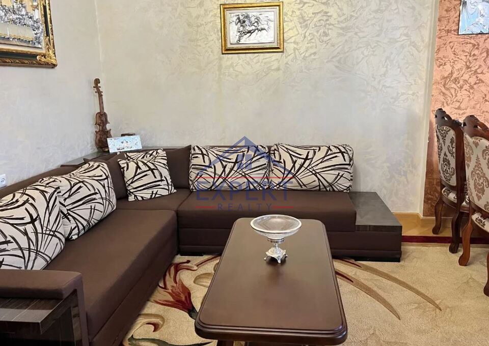 ԱՐԱԲԿԻՐ, ՄԱՄԻԿՈՆՅԱՆՑ ՓՈՂՈՑ, 3 ՍԵՆՅԱԿ