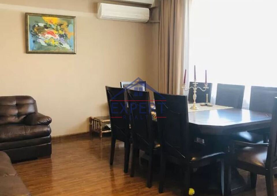 ԱՋԱՓՆՅԱԿ, ԼԵՆԻՆԳՐԱԴՅԱՆ ՓՈՂՈՑ, 4 ՍԵՆՅԱԿ