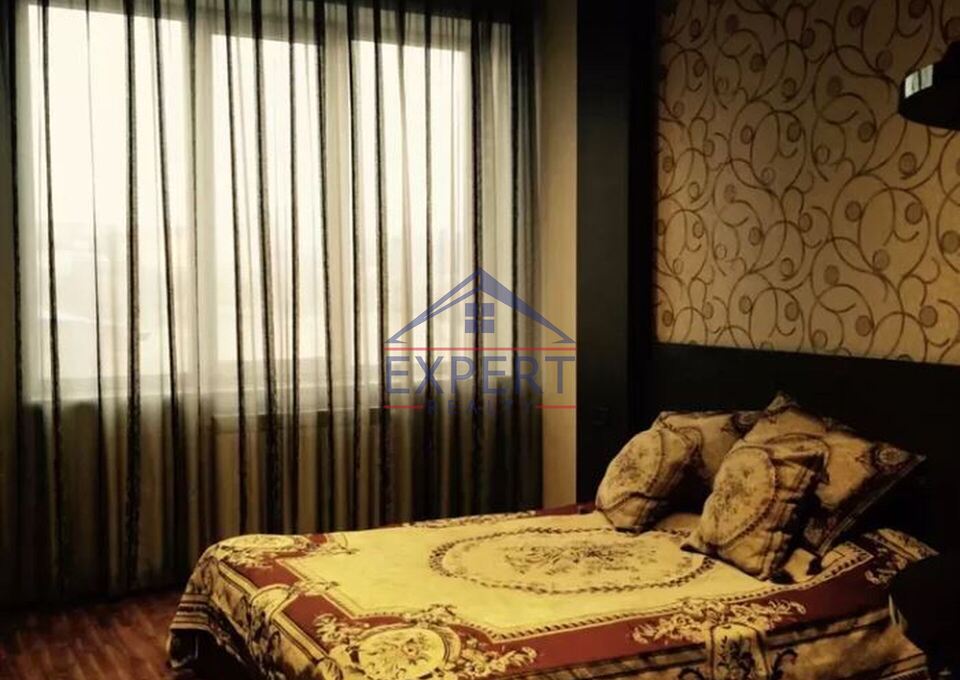 ԱՋԱՓՆՅԱԿ, ԼԵՆԻՆԳՐԱԴՅԱՆ ՓՈՂՈՑ, 4 ՍԵՆՅԱԿ