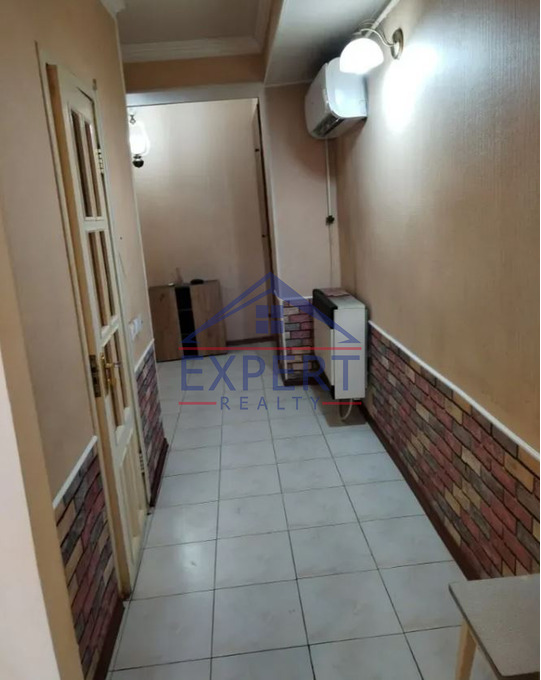 ԱՐԱԲԿԻՐ, ՎԻԿՏՈՐ ՀԱՄԲԱՐՁՈՒՄՅԱՆ ՓՈՂՈՑ, 3 ՍԵՆՅԱԿ