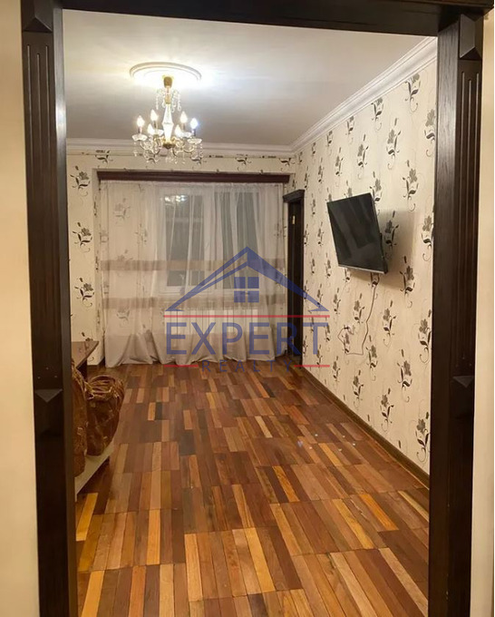 ՄԱԼԱԹԻԱ ՍԵԲԱՍՏԻԱ, ԱՐԱՄ ՄԱՆՈՒԿՅԱՆ ՓՈՂՈՑ, 4 ՍԵՆՅԱԿ