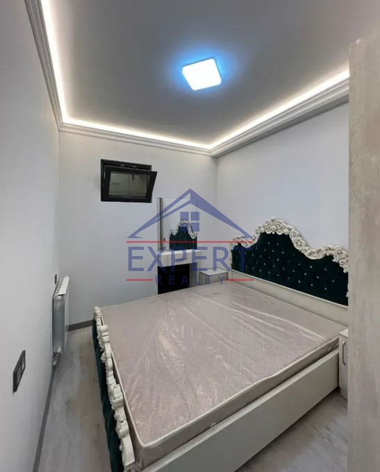 ԱՐԱԲԿԻՐ, ԿՈՄԻՏԱՍԻ ՊՈՂՈՏԱ, 3 ՍԵՆՅԱԿ