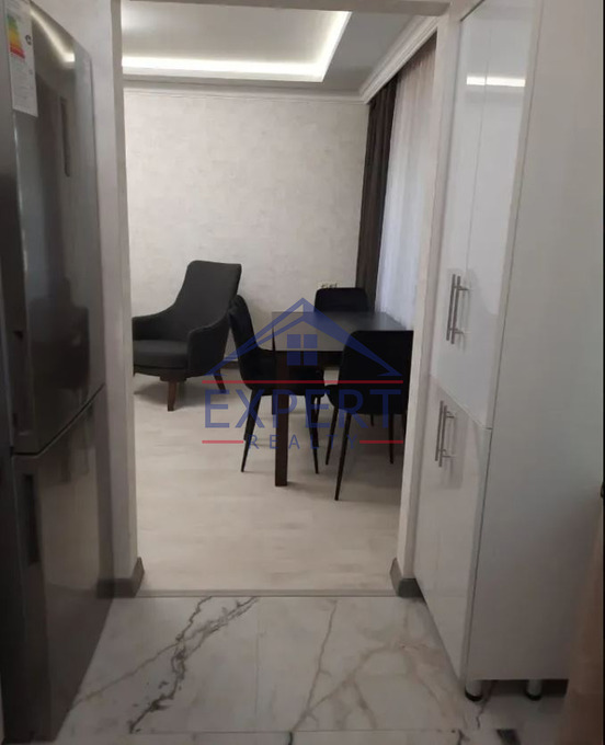 ԱՐԱԲԿԻՐ, ԱՐԱՄ ԽԱՉԱՏՐՅԱՆ ՓՈՂՈՑ, 3 ՍԵՆՅԱԿ