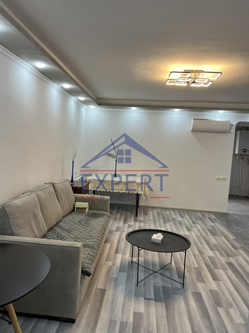 ԱՐԱԲԿԻՐ, ԿՈՄԻՏԱՍԻ ՊՈՂՈՏԱ, 4 ՍԵՆՅԱԿ