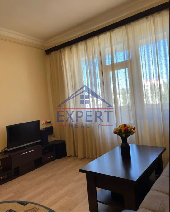 ԴԱՎԹԱՇԵՆ, ՄԻԿՈՅԱՆ ՓՈՂՈՑ, 3 ՍԵՆՅԱԿ