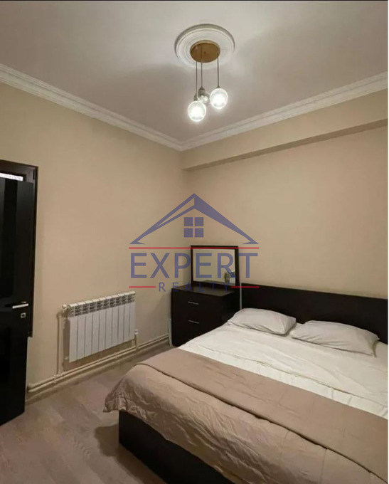 ԴԱՎԹԱՇԵՆ, ՄԻԿՈՅԱՆ ՓՈՂՈՑ, 3 ՍԵՆՅԱԿ