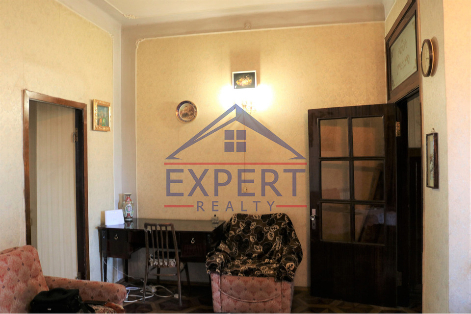 ԷՐԵԲՈՒՆԻ, ՏԻԳՐԱՆ ՄԵԾԻ ՊՈՂՈՏԱ, 3 ՍԵՆՅԱԿ