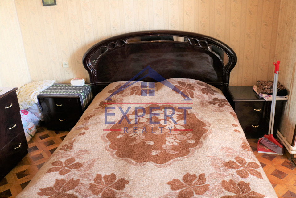 ԷՐԵԲՈՒՆԻ, ՏԻԳՐԱՆ ՄԵԾԻ ՊՈՂՈՏԱ, 3 ՍԵՆՅԱԿ