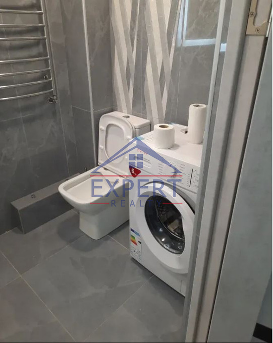 ԱՐԱԲԿԻՐ, ԱՐԱՄ ԽԱՉԱՏՐՅԱՆ ՓՈՂՈՑ, 3 ՍԵՆՅԱԿ