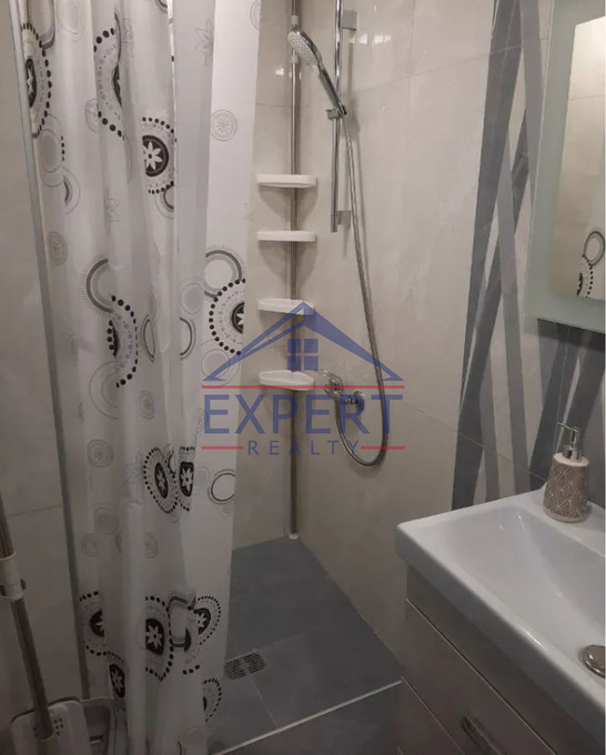 ԱՐԱԲԿԻՐ, ԱՐԱՄ ԽԱՉԱՏՐՅԱՆ ՓՈՂՈՑ, 3 ՍԵՆՅԱԿ