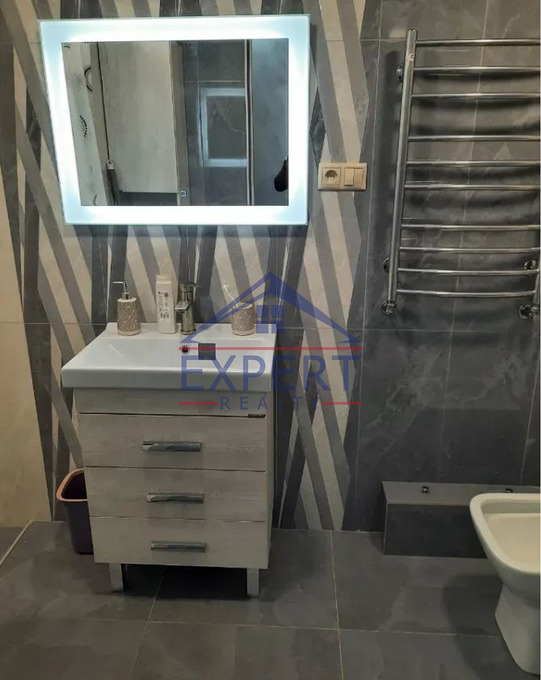 ԱՐԱԲԿԻՐ, ԱՐԱՄ ԽԱՉԱՏՐՅԱՆ ՓՈՂՈՑ, 3 ՍԵՆՅԱԿ