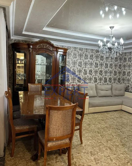 ԱՐԱԲԿԻՐ, ԿՈՄԻՏԱՍԻ ՊՈՂՈՏԱ, 2 ՍԵՆՅԱԿ
