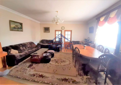 ԿԵՆՏՐՈՆ, ԱՂՅՈՒՍԱԳՈՐԾՆԵՐԻ ՓՈՂՈՑ, 4 ՍԵՆՅԱԿ