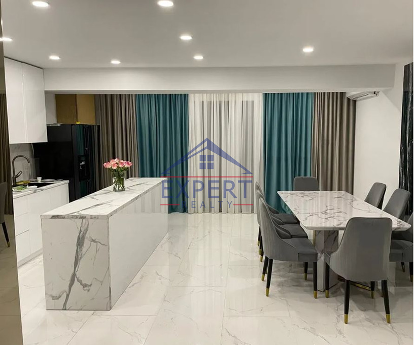 ՄԱԼԱԹԻԱ ՍԵԲԱՍՏԻԱ, 3 ՍԵՆՅԱԿ