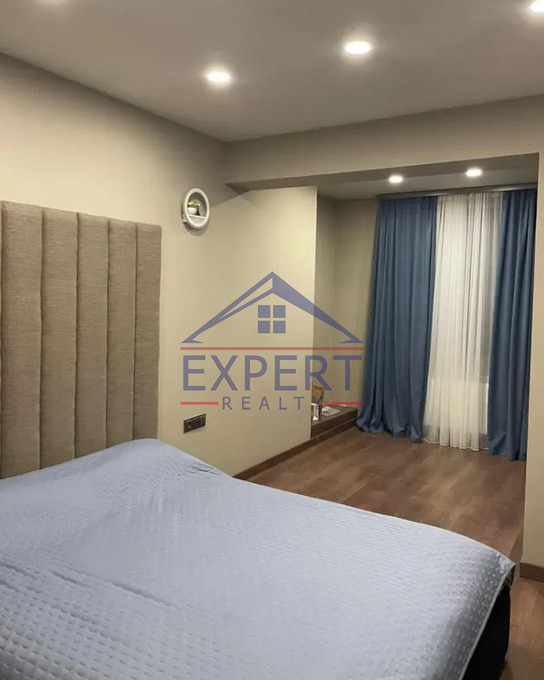 ՄԱԼԱԹԻԱ ՍԵԲԱՍՏԻԱ, 3 ՍԵՆՅԱԿ