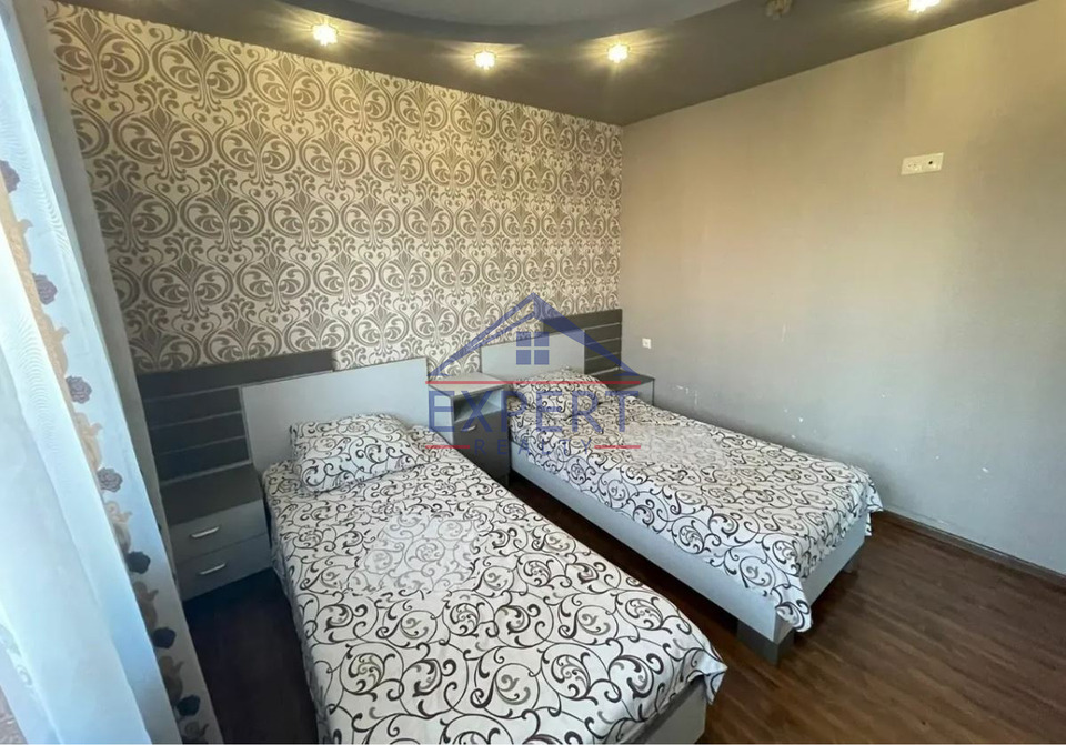 ԿԵՆՏՐՈՆ, ՍԱՅԱԹ ՆՈՎԱ ՊՈՂՈՏԱ, 3 ՍԵՆՅԱԿ