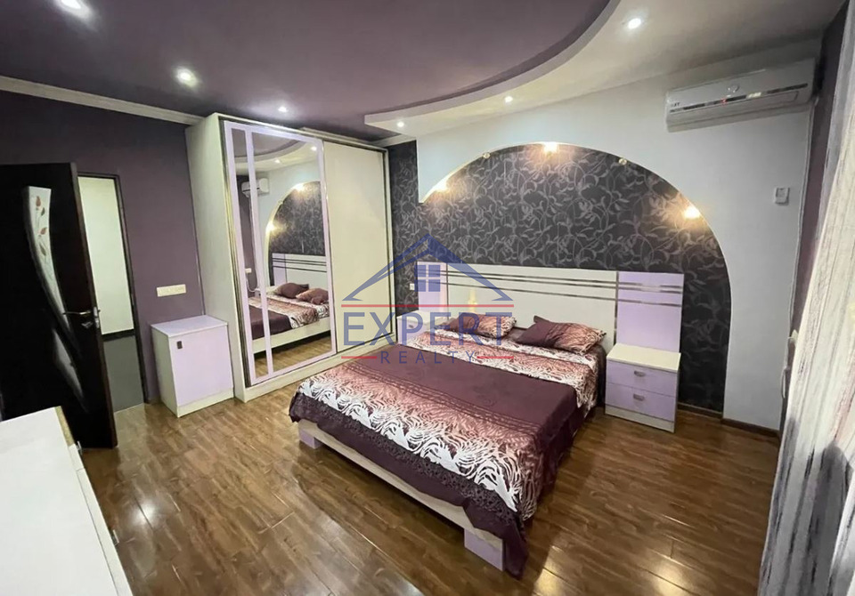 ԿԵՆՏՐՈՆ, ՍԱՅԱԹ ՆՈՎԱ ՊՈՂՈՏԱ, 3 ՍԵՆՅԱԿ