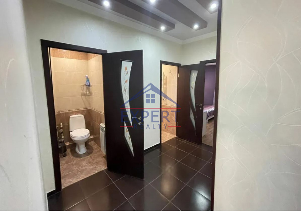 ԿԵՆՏՐՈՆ, ՍԱՅԱԹ ՆՈՎԱ ՊՈՂՈՏԱ, 3 ՍԵՆՅԱԿ