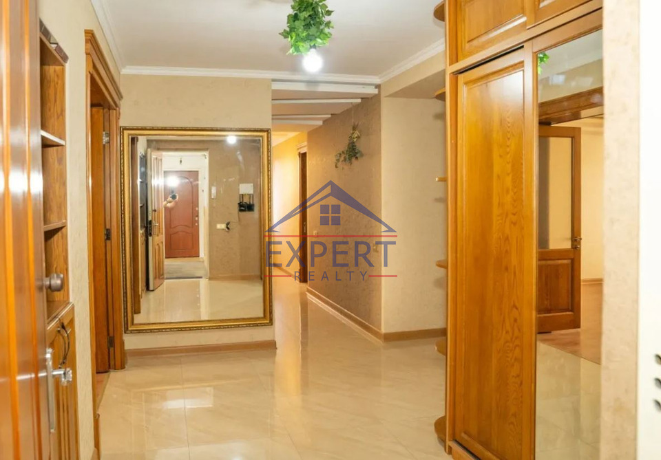 ԱՐԱԲԿԻՐ, ԳՐԻԲՈՅԵԴՈՎԻ ՓՈՂՈՑ, 4 ՍԵՆՅԱԿ