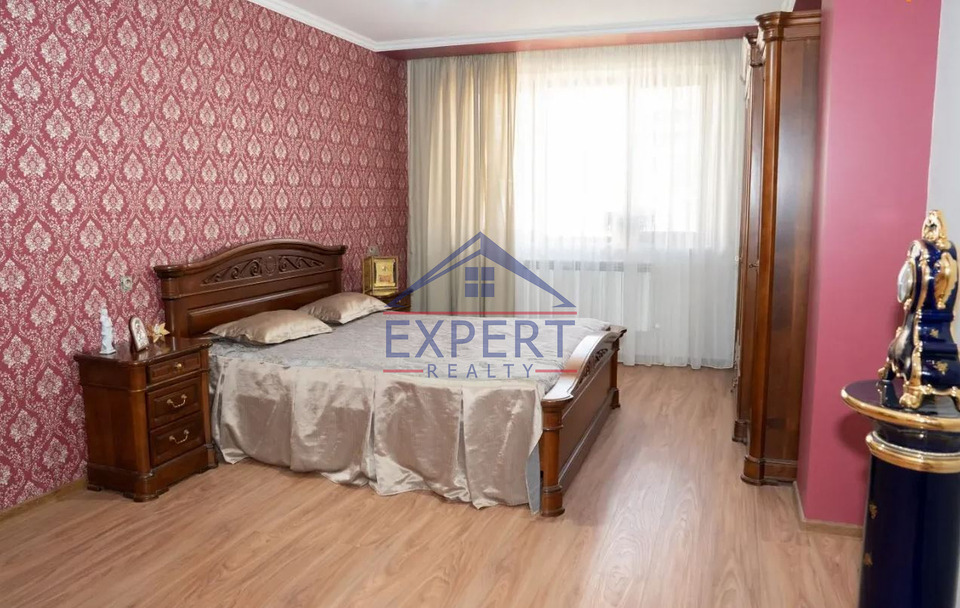 ԱՐԱԲԿԻՐ, ԳՐԻԲՈՅԵԴՈՎԻ ՓՈՂՈՑ, 4 ՍԵՆՅԱԿ