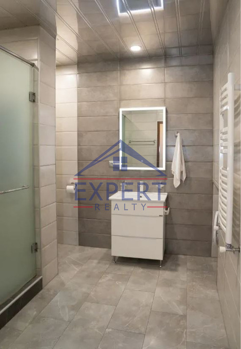 ԱՐԱԲԿԻՐ, ԳՐԻԲՈՅԵԴՈՎԻ ՓՈՂՈՑ, 4 ՍԵՆՅԱԿ