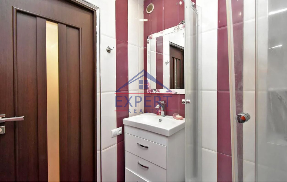 ԿԵՆՏՐՈՆ, ԿՈՂԲԱՑԻ ՓՈՂՈՑ, 2 ՍԵՆՅԱԿ