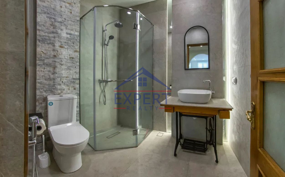 ԱՐԱԲԿԻՐ, ՀԱՄՈ ՍԱՀՅԱՆ ՓՈՂՈՑ, 3 ՍԵՆՅԱԿ