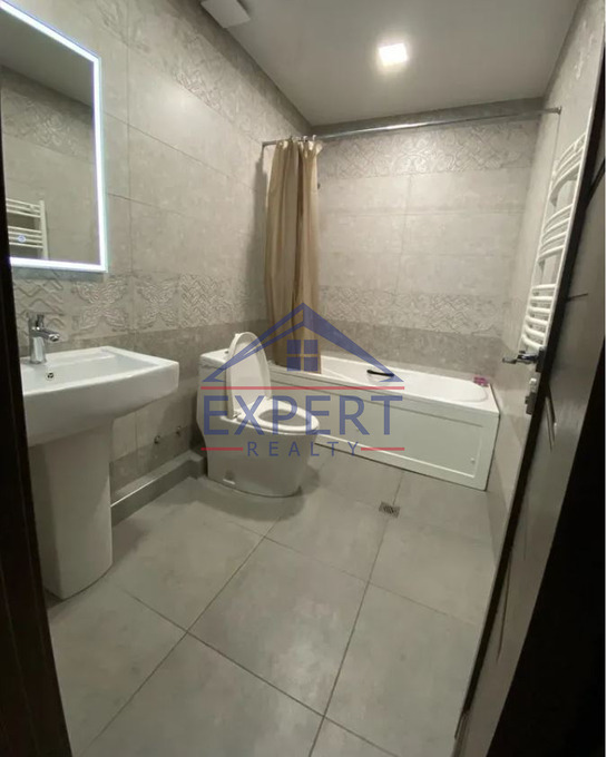 ՔԱՆԱՔԵՌ ԶԵՅԹՈՒՆ, ՊԱՐՈՒՅՐ ՍԵՎԱԿԻ ՓՈՂՈՑ,  3 ՍԵՆՅԱԿ