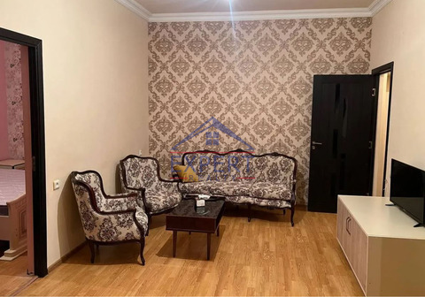 ԱՐԱԲԿԻՐ, ԿՈՄԻՏԱՍԻ ՊՈՂՈՏԱ, 2 ՍԵՆՅԱԿ